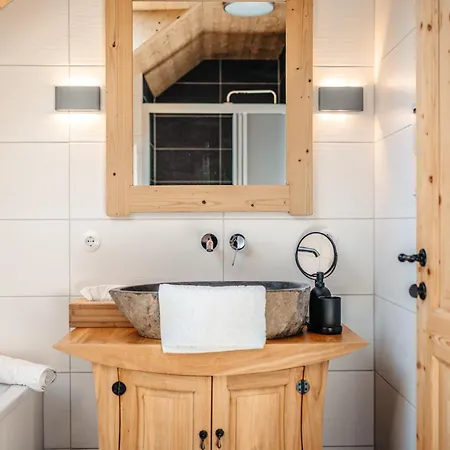 Almhütte Hochsitz Ferienhaus Gundisch