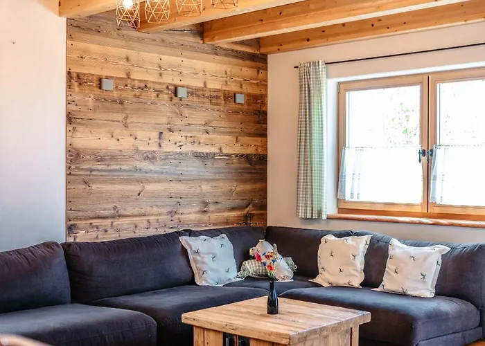 Semesterbostad Brandlalm Almhuette Hochsitz Gundisch