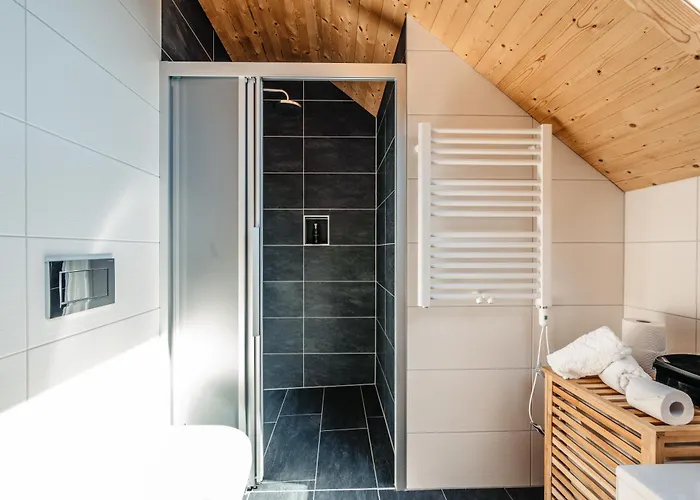 Brandlalm Almhuette Hochsitz Gundisch