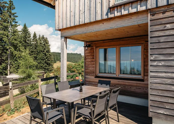 Brandlalm Almhuette Hochsitz Gundisch