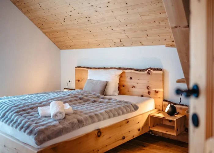 Brandlalm Almhuette Hochsitz 度假居